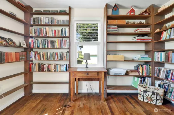 8369 Gillies RD, Everson, WA 98247