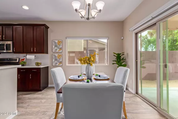 41562 N WILLOW Court, Queen Creek, AZ 85140