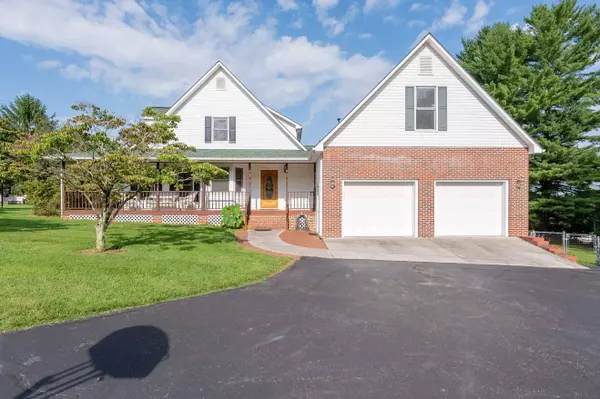 577 Ingles ST, Radford, VA 24141