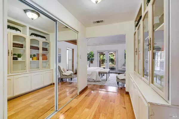 3119 Hermosa DR, Napa, CA 94558