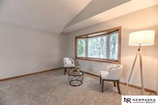 13812 Jennifer Road, Omaha, NE 68138