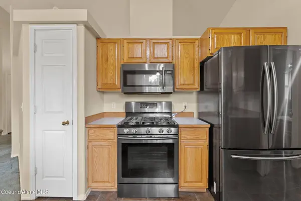 1709 N SUMMER HILLS CT, Post Falls, ID 83854