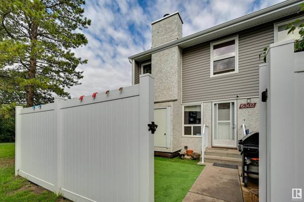 6302 184 ST NW, Edmonton, AB T5T 2N8