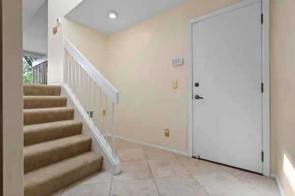 3633 Towndale CT #-, Bloomington, MN 55431