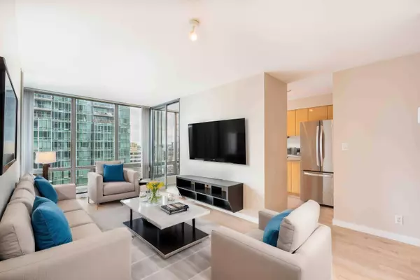 1288 W GEORGIA ST #2504, Vancouver, BC V6E 4R3