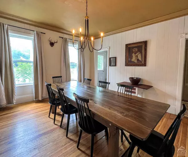 42 Stoney Clove RD, Hunter, NY 12442