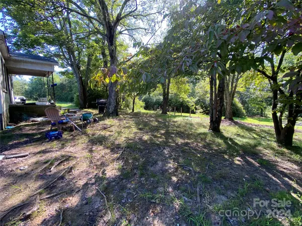 3140 Rutherford College RD, Connelly Springs, NC 28612