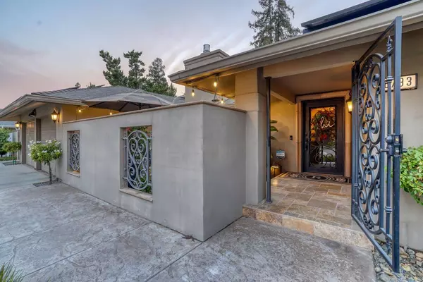 8733 N Fuller Avenue, Fresno, CA 93720