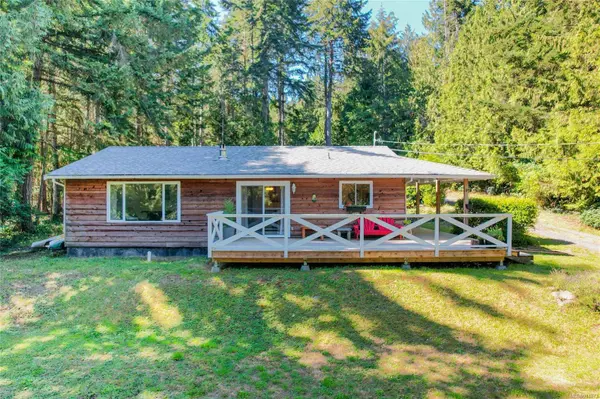 163 Easthom Rd, Gabriola Island, BC V0R 1X2