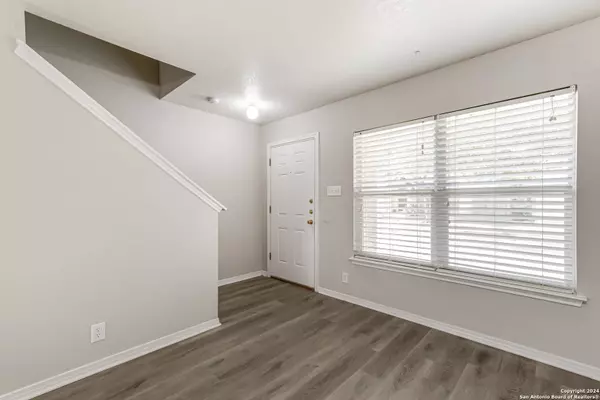 10111 Ranger Cyn, San Antonio, TX 78251