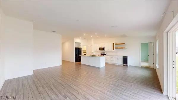 2804 NW 25th TER, Cape Coral, FL 33993