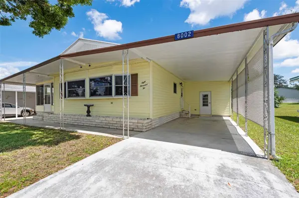 8002 WESTERN CIRCLE DR, Brooksville, FL 34613