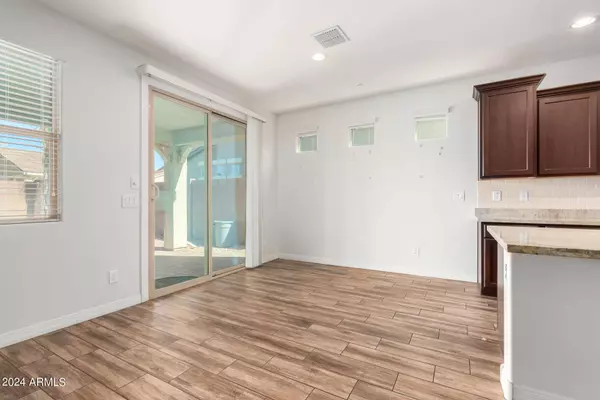 2325 S MINNEOLA Lane, Gilbert, AZ 85295