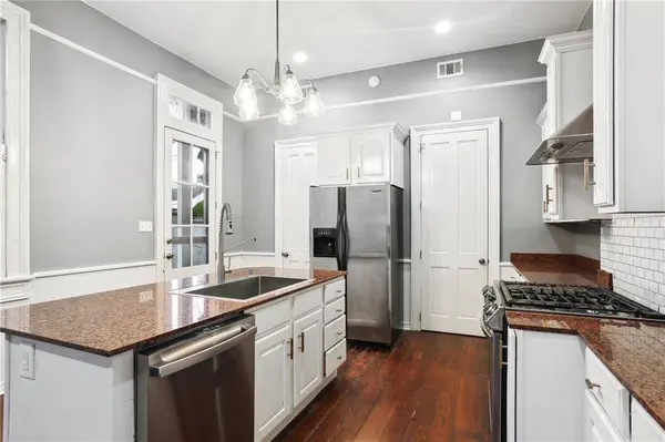 923 ELYSIAN FIELDS AVE #B, New Orleans, LA 70117