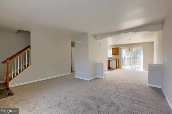 2 BRADFORD CIR, Myerstown, PA 17067