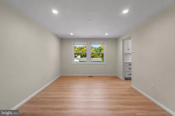 5039 W RUNNING BROOK RD, Columbia, MD 21044