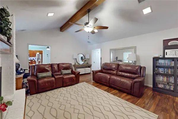 2710 Red Hill DR, College Station, TX 77845