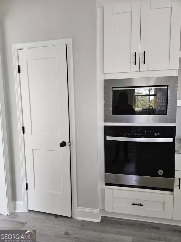 5610 Livesage DR, South Fulton, GA 30349