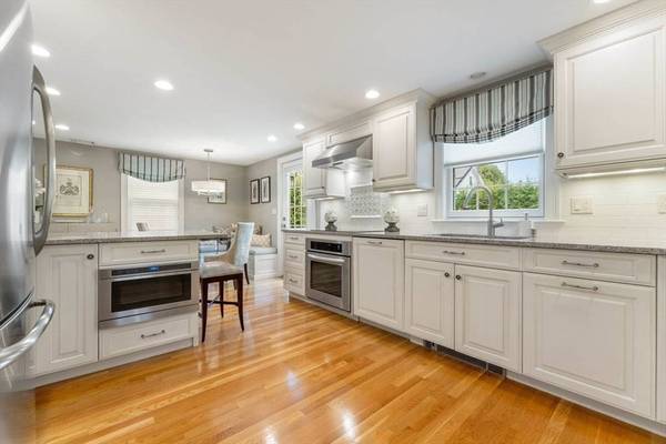 44 Huntington Road, Milton, MA 02186