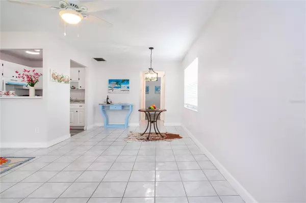 301 ANDOVER PL S #171, Sun City Center, FL 33573