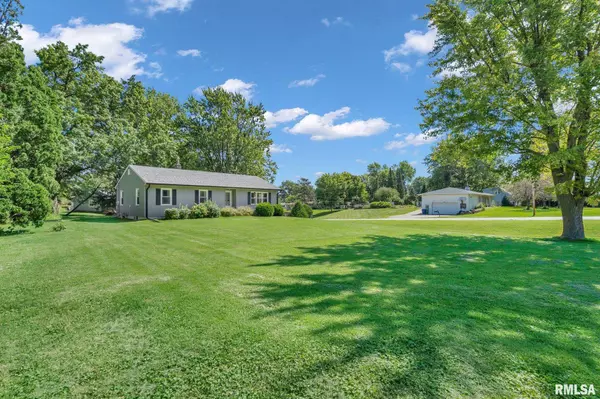 5105 MARQUETTE ST, Davenport, IA 52806