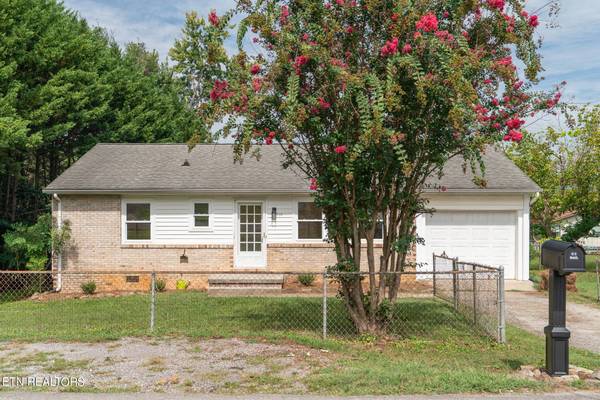 328 Defoe CIR #328, Maryville, TN 37804