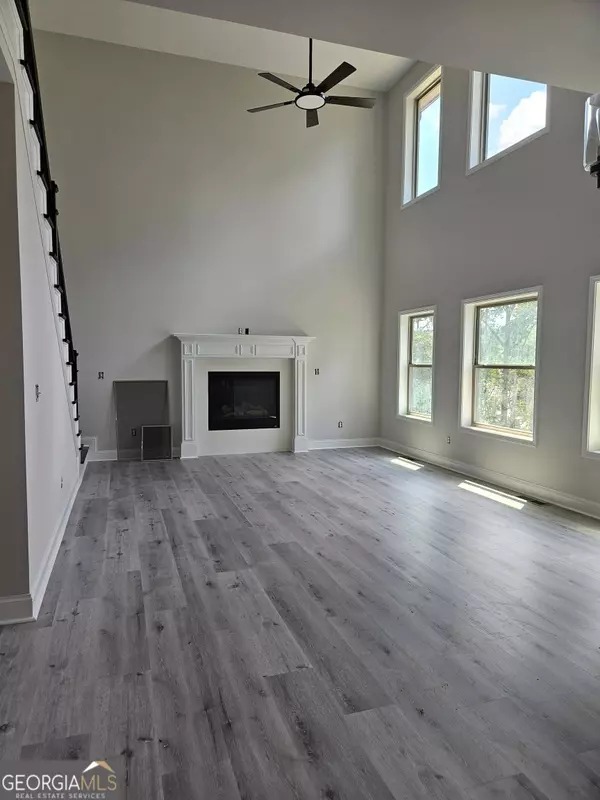 5610 Livesage DR, South Fulton, GA 30349