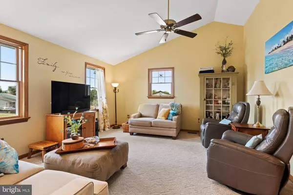 1312 JILL ANN DR, Lebanon, PA 17042