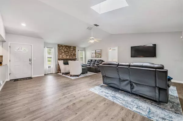 2854 TRAILWOOD DR, Palm Harbor, FL 34684