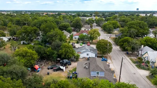 128 Handley, San Antonio, TX 78214-2407