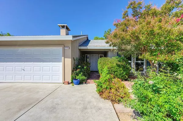 2723 Olive CT, West Sacramento, CA 95691