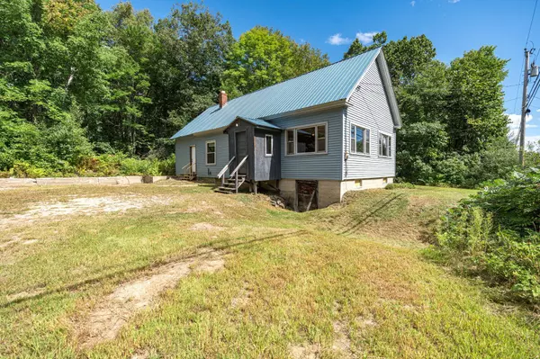 330 Lane RD, Greene, ME 04236