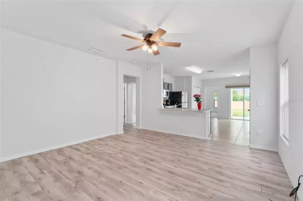 14415 DUNROBIN DR, Wimauma, FL 33598