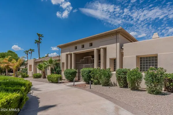 10512 E CORTEZ Drive, Scottsdale, AZ 85259