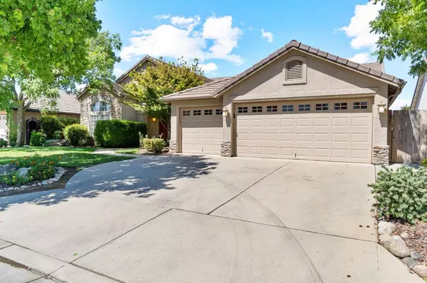 1598 E Plymouth Avenue, Fresno, CA 93720