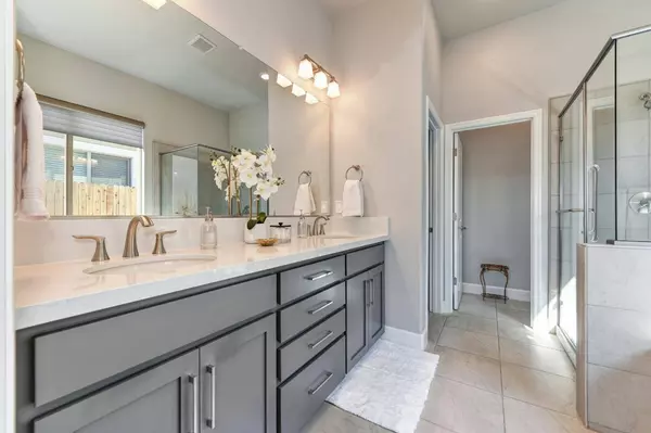 5041 Creekhollow WAY, Roseville, CA 95747