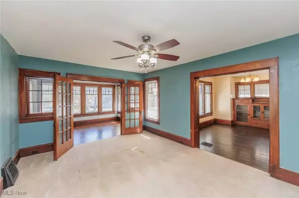 1401 Goodyear BLVD, Akron, OH 44305