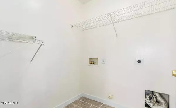 5160 W FULTON Street, Phoenix, AZ 85043