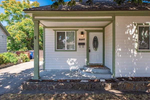 537 E Gordon Ave, Spokane, WA 99207