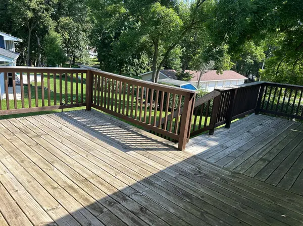 310 N 10th ST, Montevideo, MN 56265