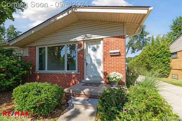 1131 Shenandoah Drive, Clawson, MI 48017