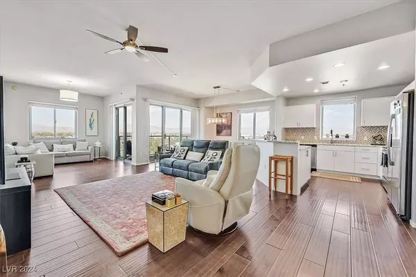 8255 Las Vegas Boulevard #822, Las Vegas, NV 89123