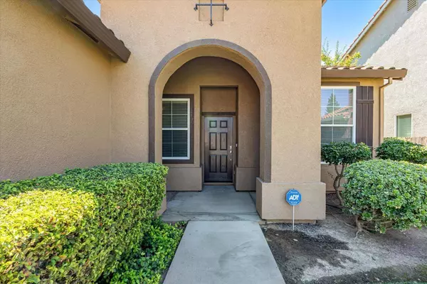 2626 Centerpiece CT, Riverbank, CA 95367