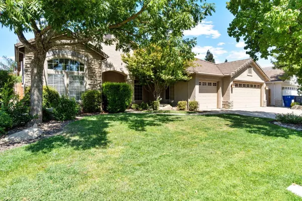 1598 E Plymouth Avenue, Fresno, CA 93720