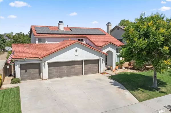 28592 Country Rose LN, Menifee, CA 92584