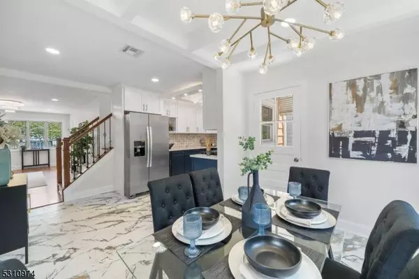 57 Lockwood Dr, Clifton City, NJ 07013