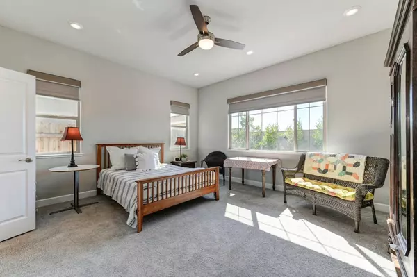 5041 Creekhollow WAY, Roseville, CA 95747