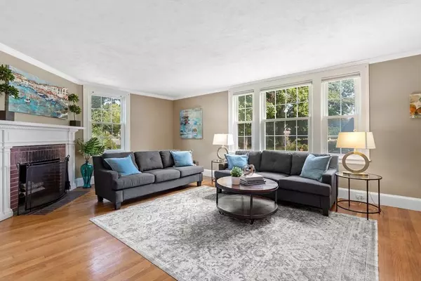 74 Poor St #74, Andover, MA 01810