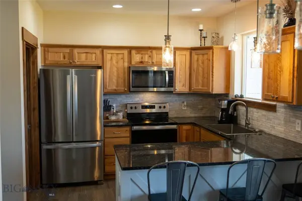 1501 Oakwood DR, Belgrade, MT 59714