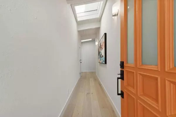 3634 South CT, Palo Alto, CA 94306